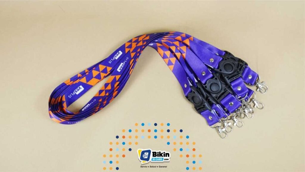contoh lanyard jakarta yes plis