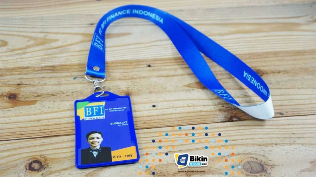 contoh lanyard perusahaan bfi